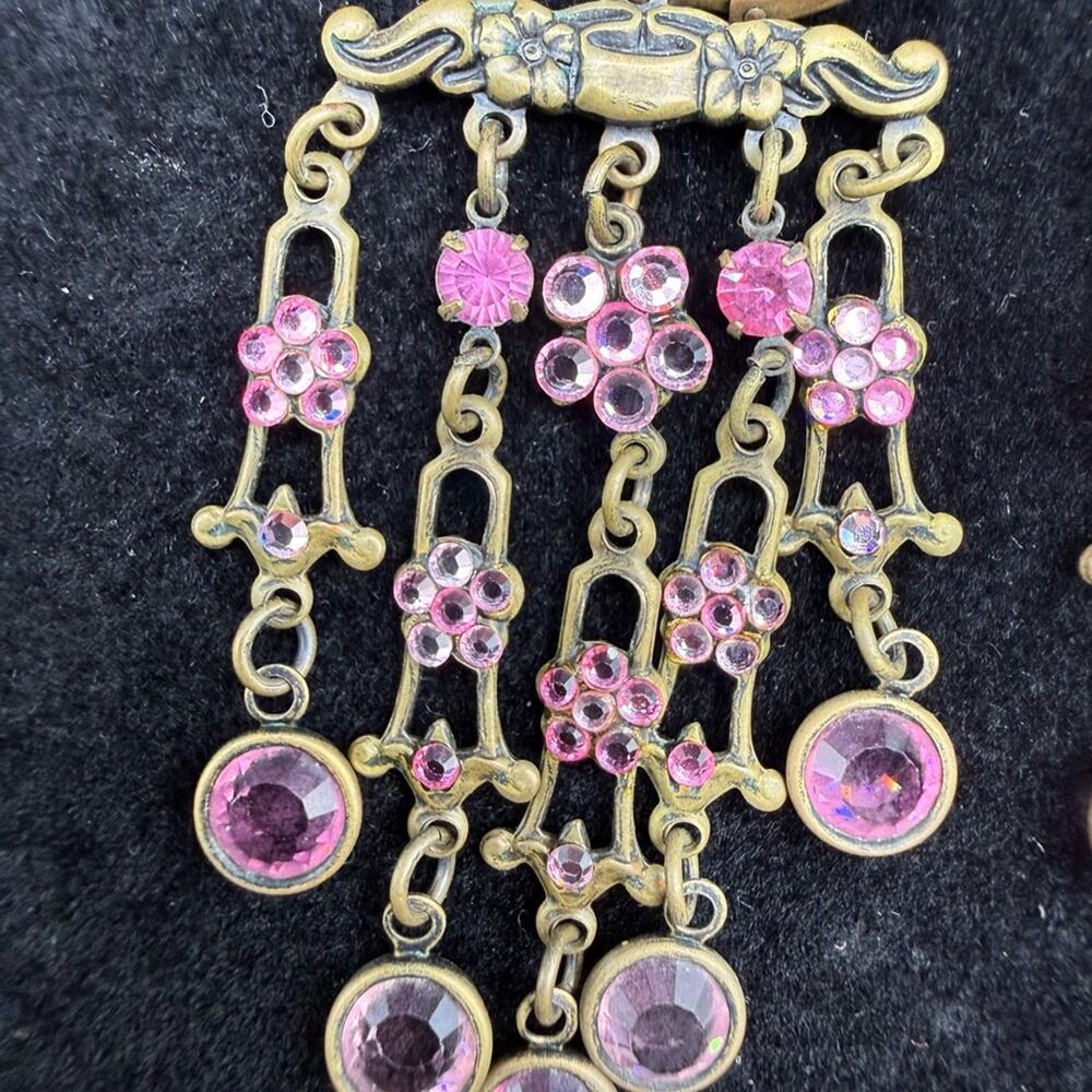 90s Victorian style Vintage Gold and Pink Crystal Chandelier Earrings 3” drop - Picture 3 of 5